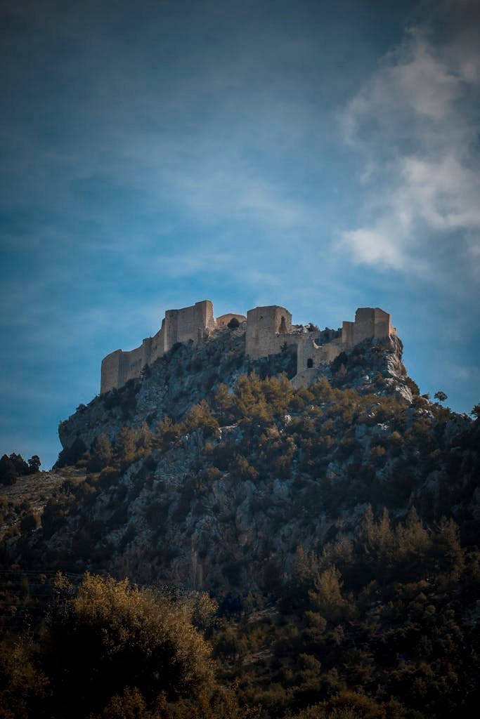 Colline du Château (Castle Hill)