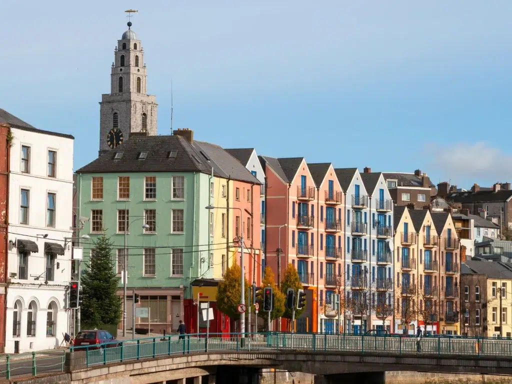 Culture and Lifestyle: Cork vs Galway