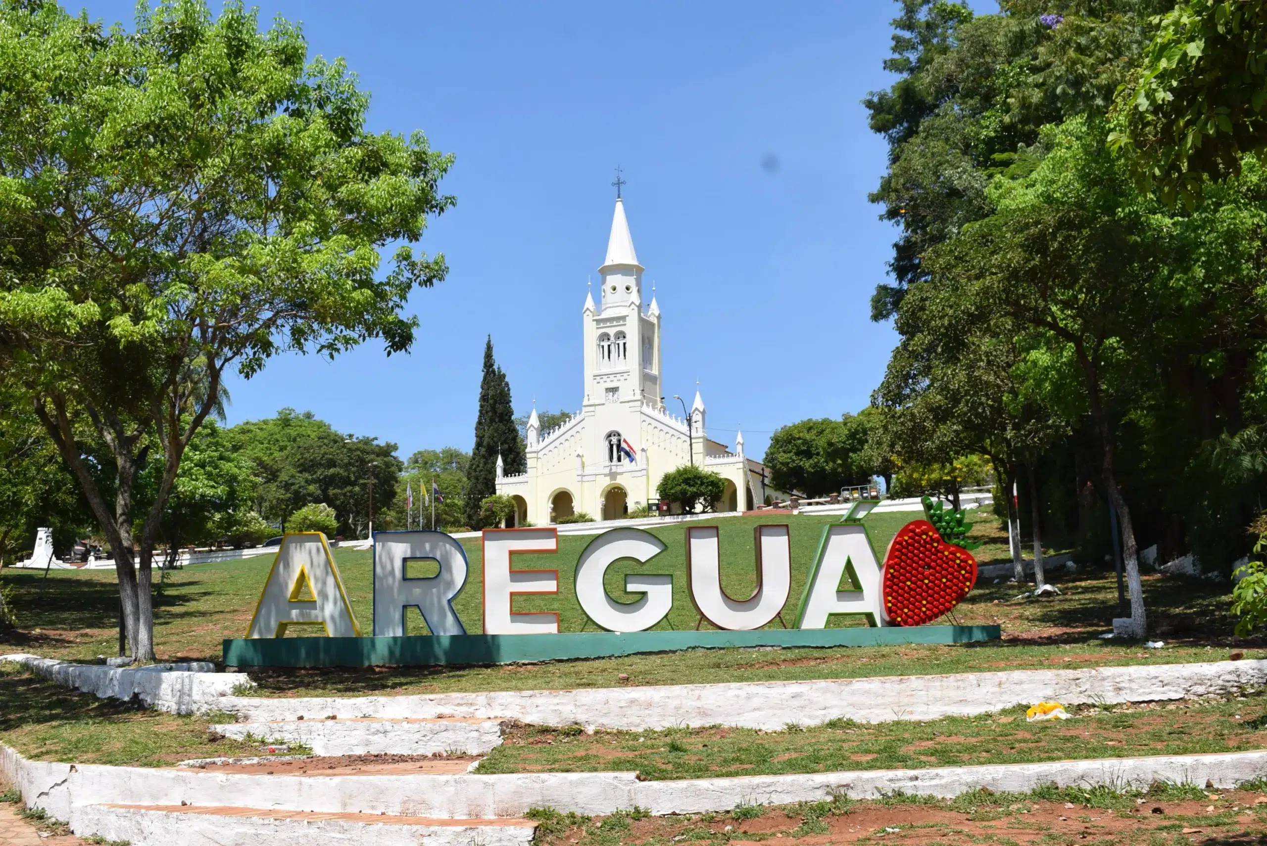 Visiting Areguá in Paraguay: Top Attractions, Art & Travel Tips