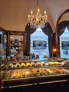 modern cafes in vienna