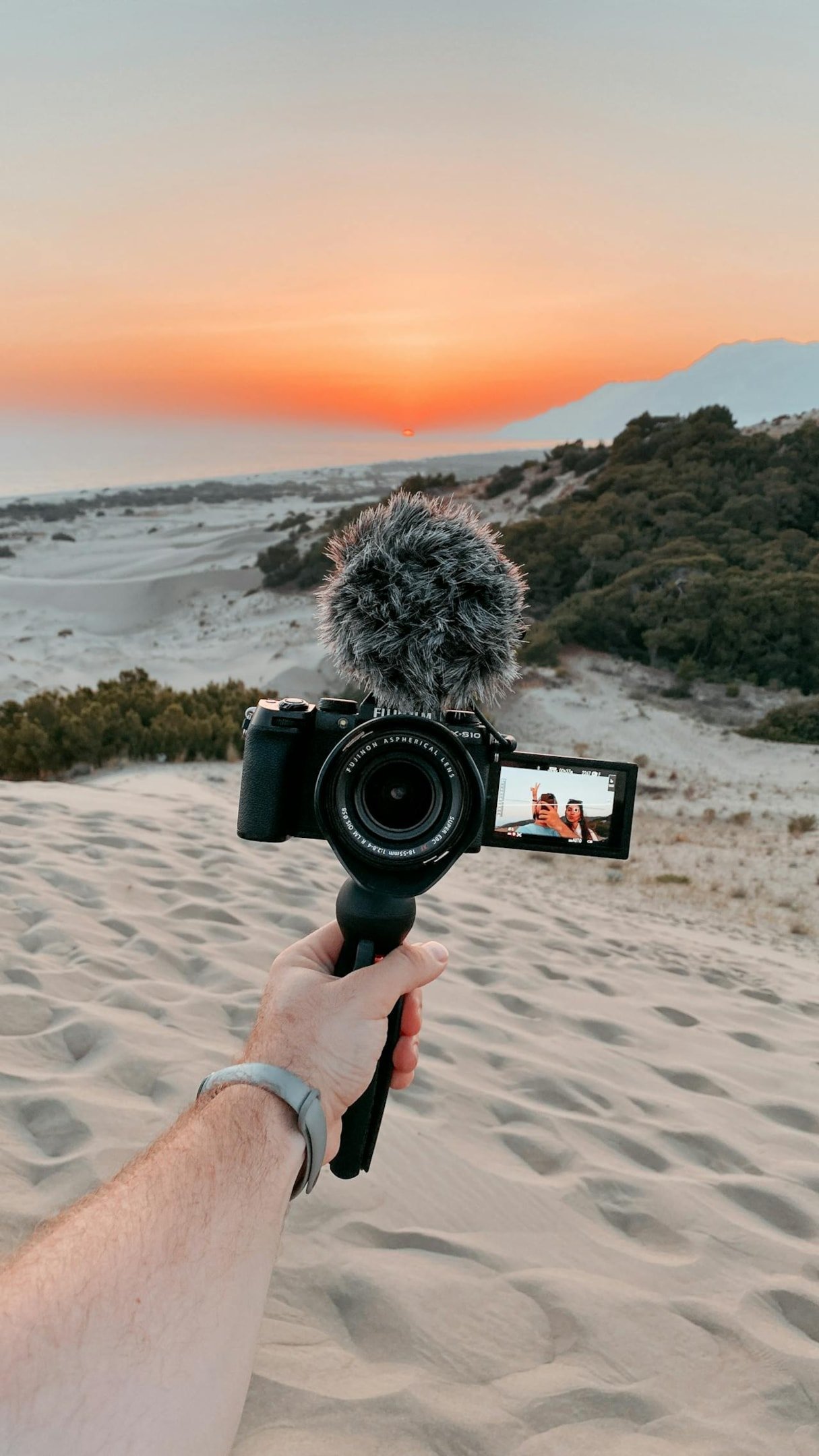 How to Create Instagram Reels Solo Travel Tips for Stunning Adventures 3 6676f22a b5f9 4263 af57 040d8e0c0a77