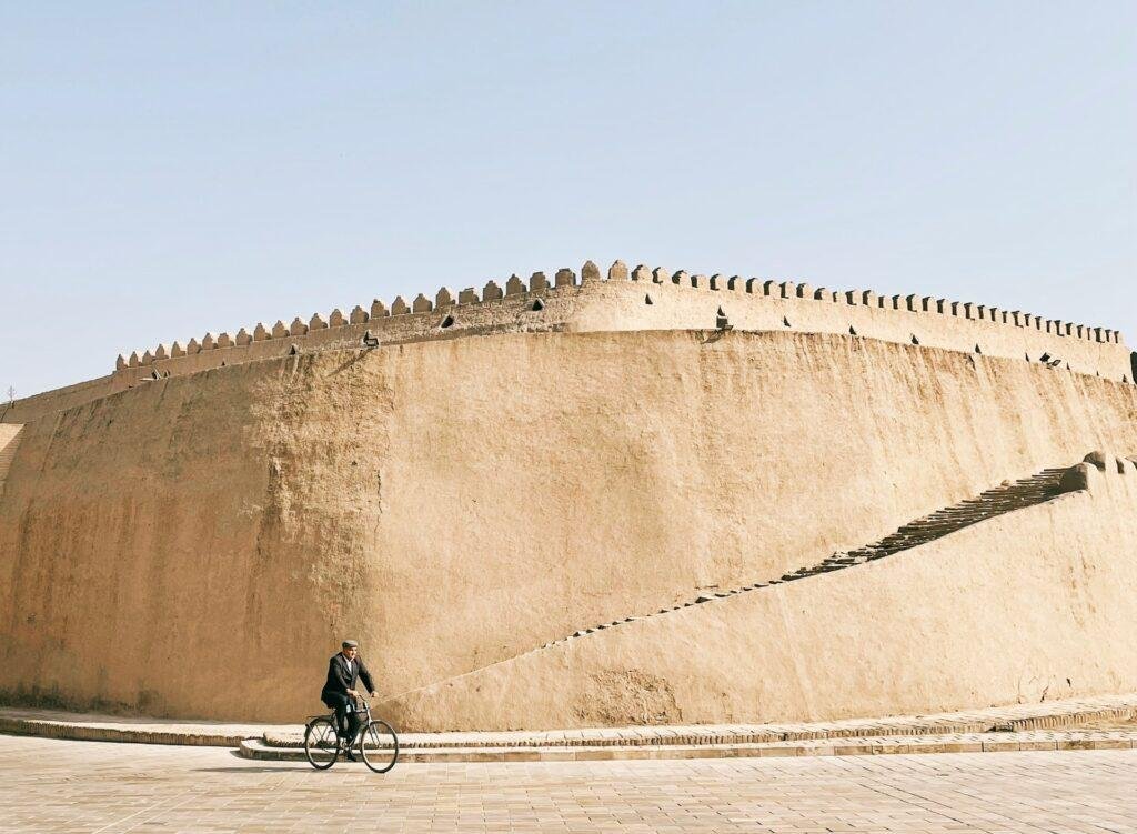 Top 10 Weekend Trips from Karachi (2025 Travel Guide) 7 Ranikot Fort – The Great Wall of Sindh