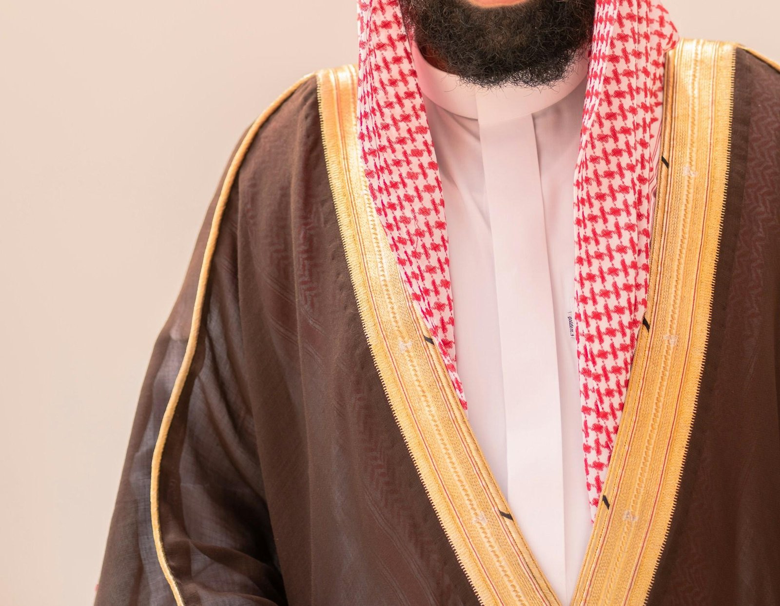 what to wear in saudi arabia