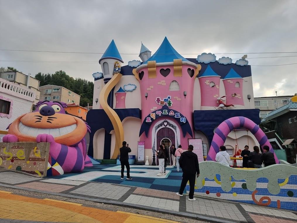Songwol dong Fairy Tale Village