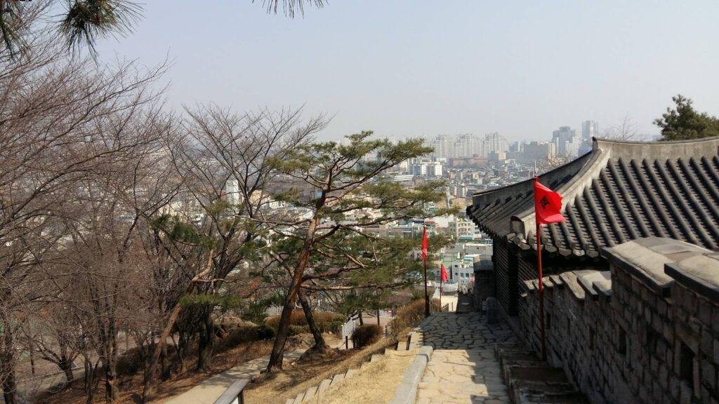 Hwaseong Fortress Walking Route: The Complete Step-by-Step Trail Guide (2026) 1 Paldalmun walking clockwise
